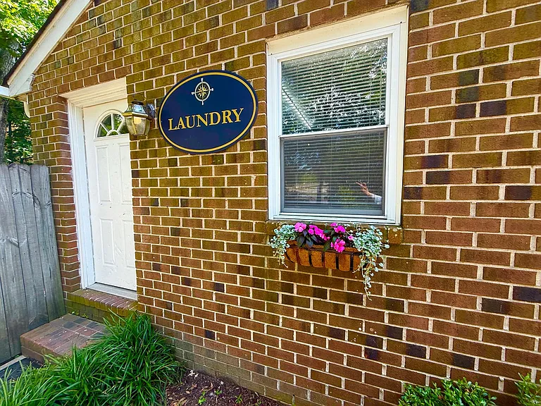451 Frizzell Ave #B — Photo 19