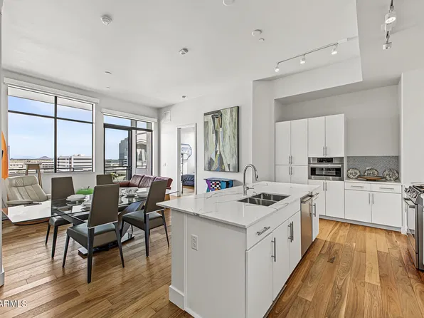 3131 N CENTRAL Avenue #7002, Phoenix, AZ 85012