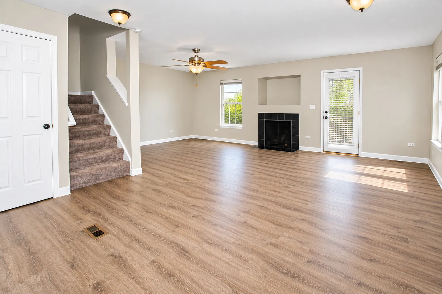 3 bed, 2.5 bath, $2,900 — Photo 4