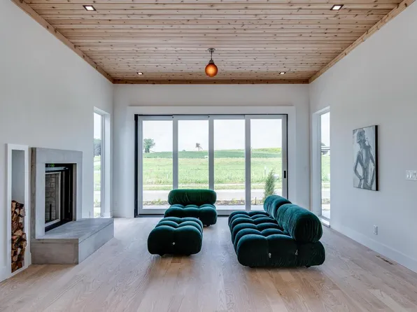 4043 Serenbe Street, Middleton, WI 53562