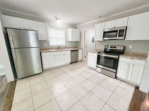 4th image of 6525 McBride St