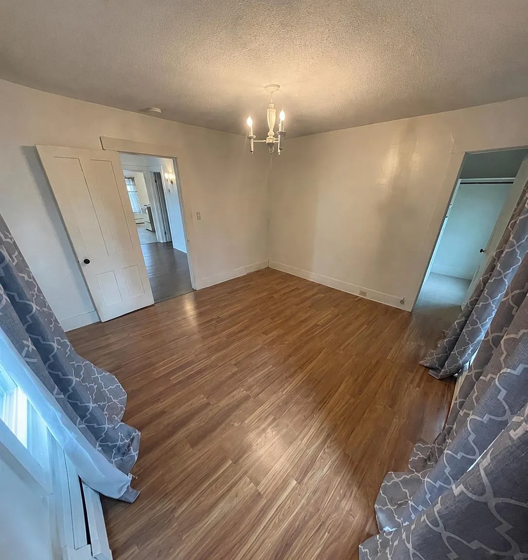 2 bed, 1.0 bath, 1678 sqft, $1,550 — Photo 4