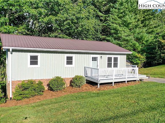 2nd image of 511 Little River Drive