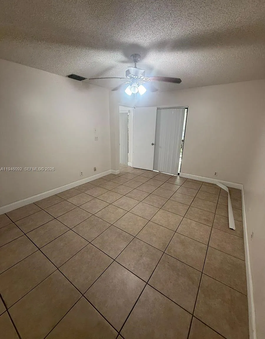 Karanda Village I-C Condo — Photo 4