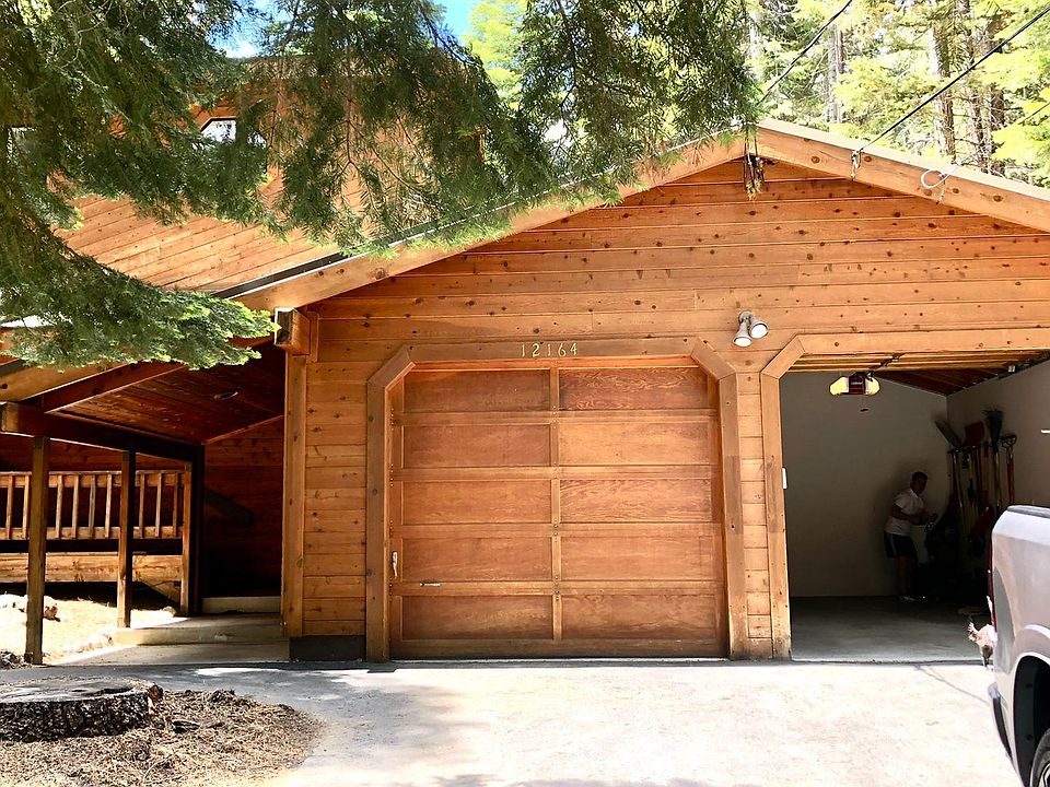 1st image of 12164 Greenleaf Way