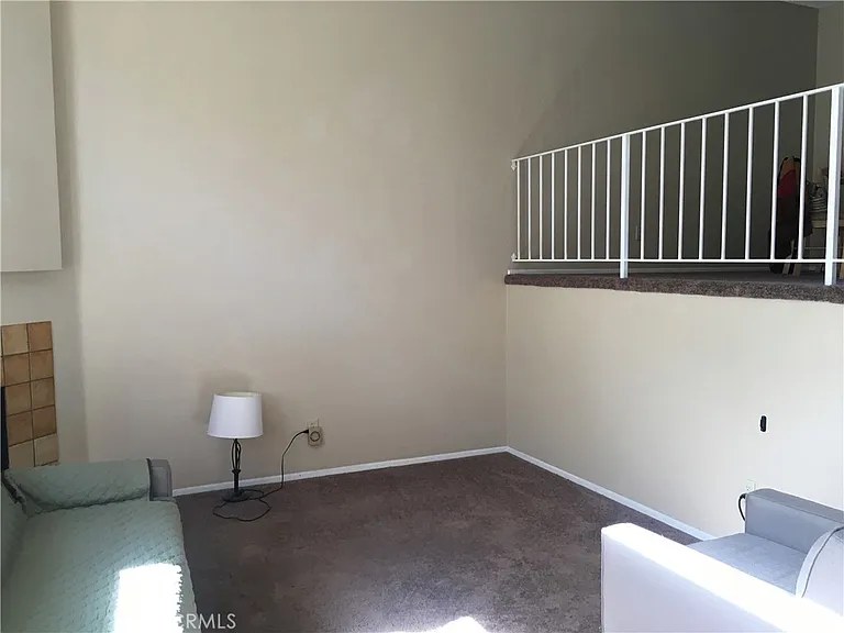 2030 Bon View Ave — Photo 7