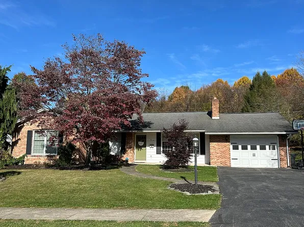 619 Light St, Millersburg, PA 17061
