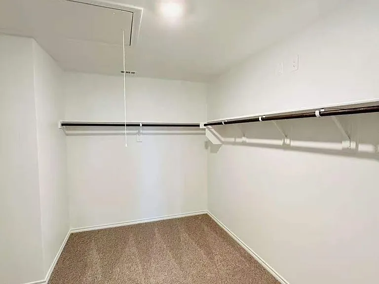 3431 Rendezvous Way — Photo 18