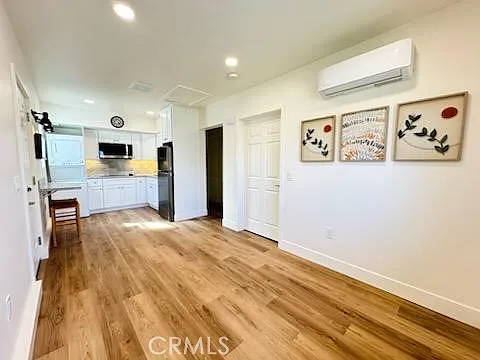 1 bed, 650 sqft, $1,950 — Photo 4