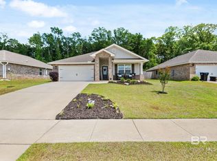 2526 Windmere Dr E, Semmes, AL 36575