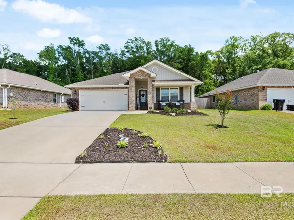 2526 Windmere Dr E, Semmes, AL 36575