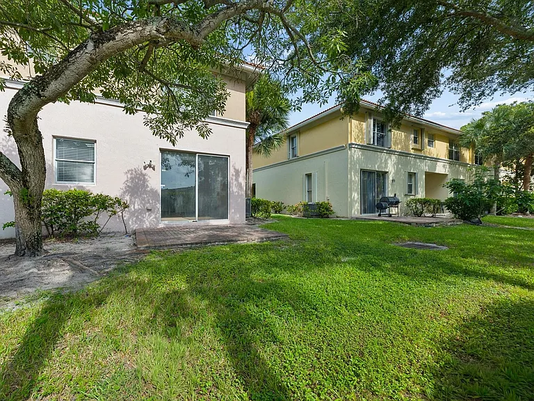 402 Seminole Palms Dr #402 — Photo 31