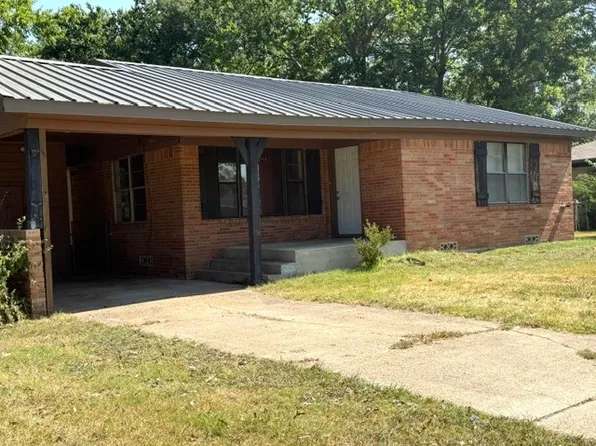122 Gateway St, Wills Point, TX 75169