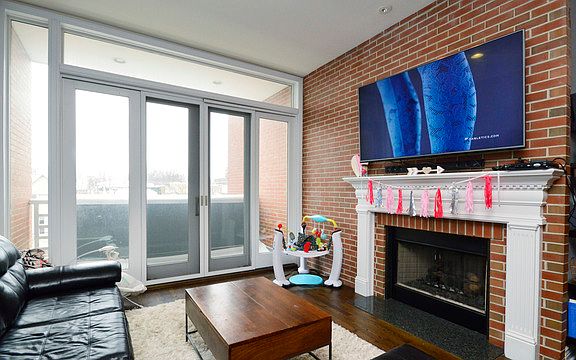 4th image of 3925 N Ashland Ave APT 3