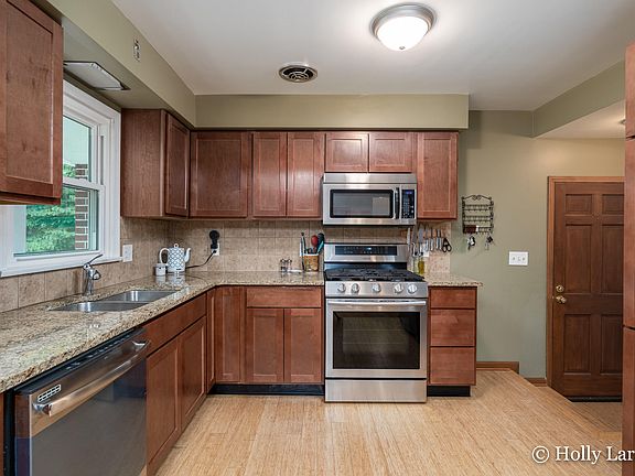 5th image of 1777 Bridle Creek Dr SE