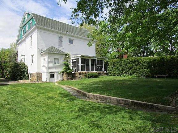 5th image of 132 Meyers Ave