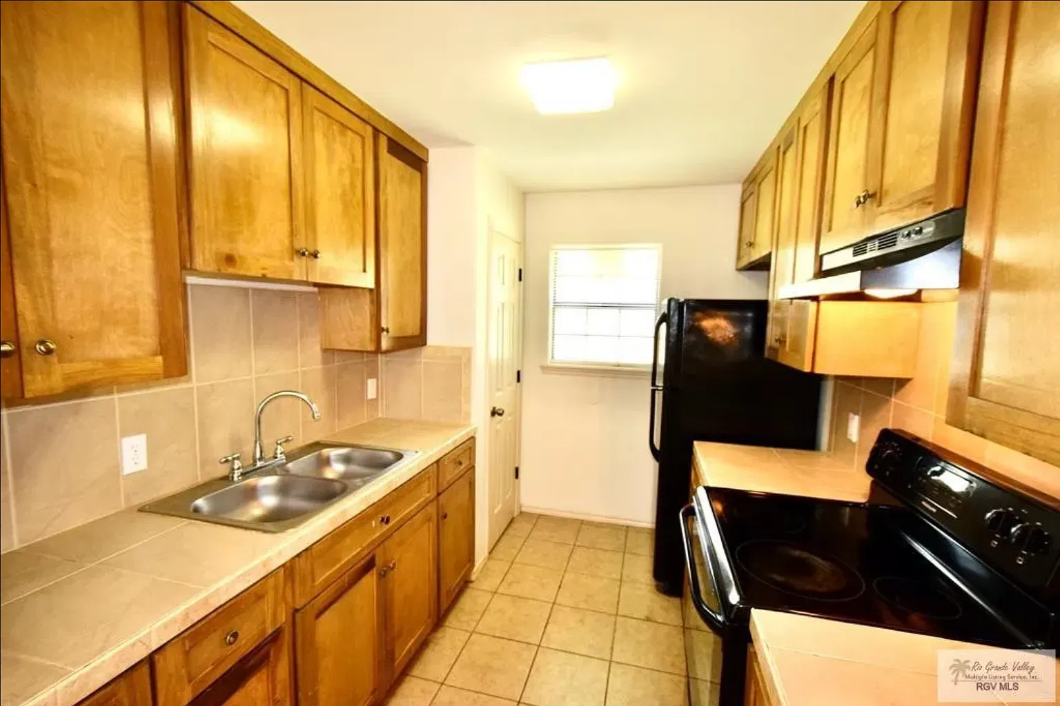 3 bed, 1100 sqft, $1,500 — Photo 4