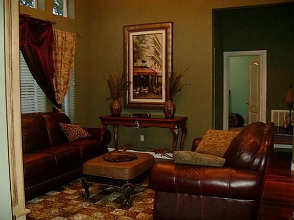 5th image of 639 Lake Park Dr