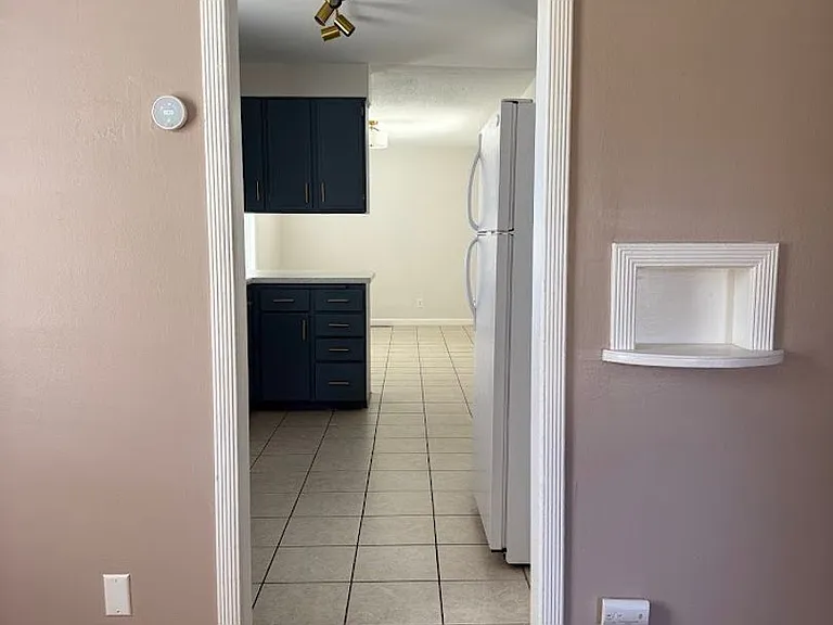 3703 W Rockwell Ave — Photo 13
