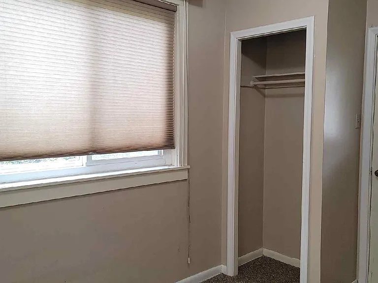 282 S Glenwood St — Photo 10