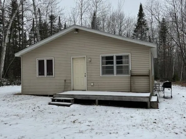 2203 County Line Rd, Holyoke, MN 55749