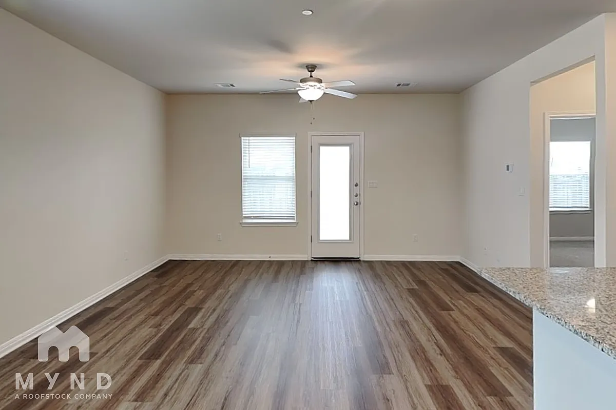 Building Photo - 1850 Settlers Glen Dr #2205