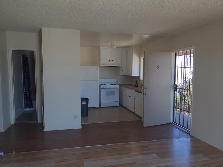 821 Olive Ave #5 — Photo 21