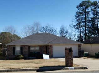 54 Bracey Cir, Little Rock, AR 72204