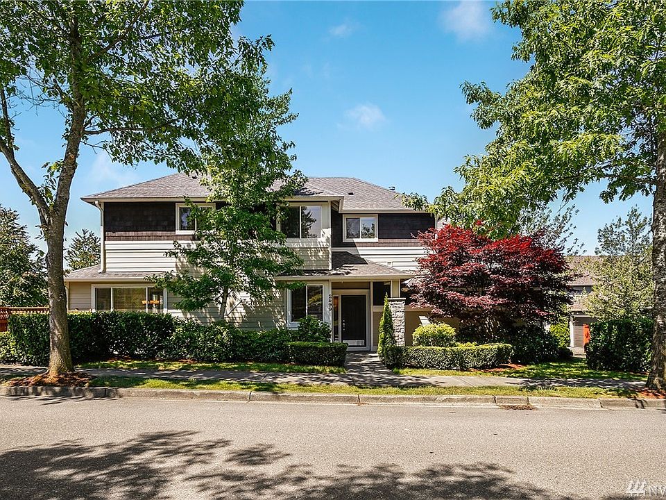 1st image of 2499 NE Laurelwood Ln