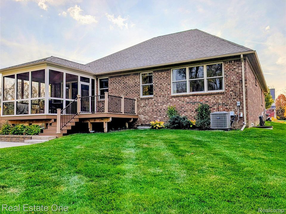 16988 Forest Edge, photo 25