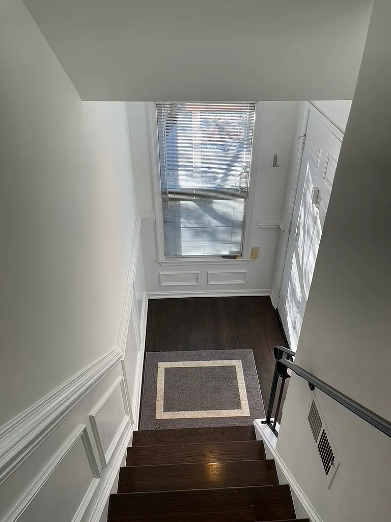 4 bed, 1478 sqft, $4,900 — Photo 3