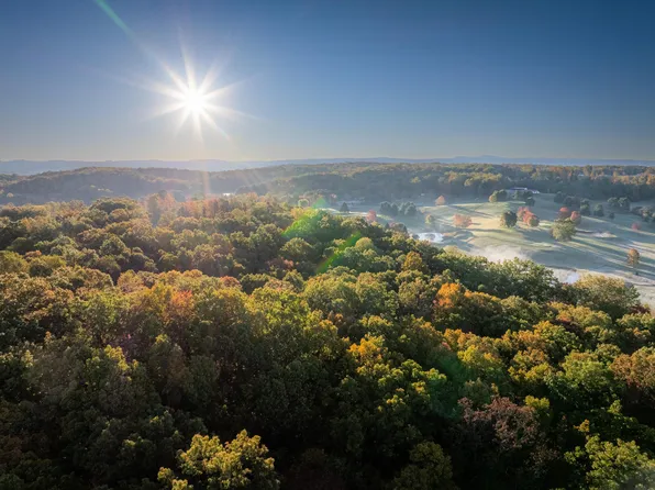 Browns Rd, Fayetteville, WV 25840