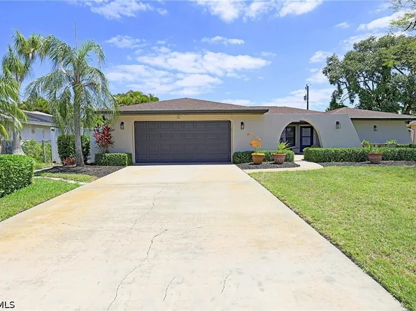 3739 SE 3rd Pl, Cape Coral, FL 33904