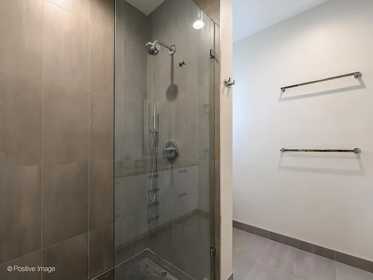 910 N Washtenaw Ave #1 — Photo 15