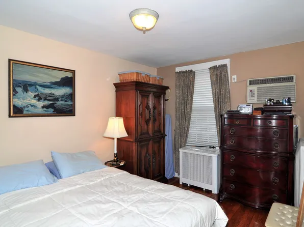 39-23 49th Street image 1 of 27