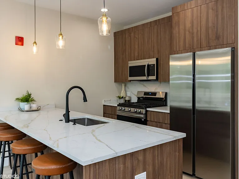 3043 W Irving Park Rd #502 — Photo 9