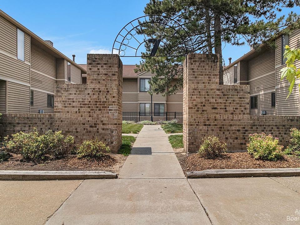 1st image of 275 Briarcrest Dr Unit 192