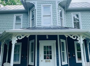 205 Culpeper St APT B, Warrenton, VA 20186