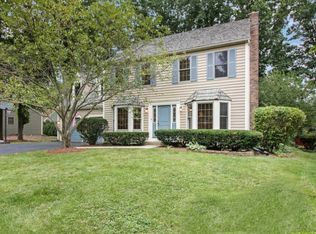 4669 Kings Way N, Gurnee, IL 60031