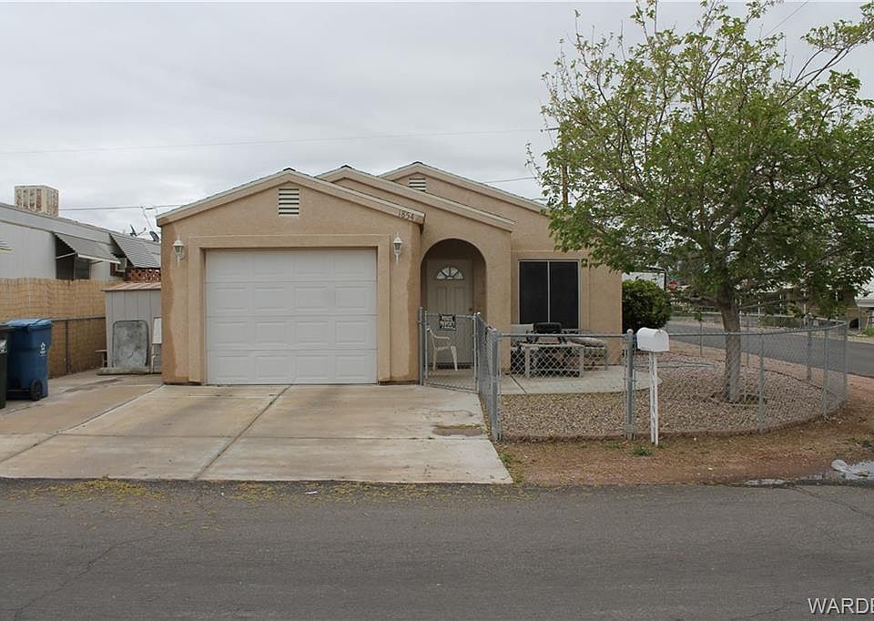 1st image of 1854 Hualapai Dr