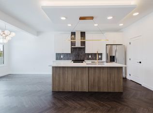 4116 208th St NW, Edmonton, AB T6M 2P5