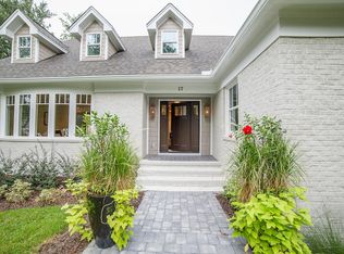 17 Palmetto Rd, Charleston, SC 29407