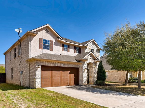 3rd image of 503 Serenade Ln