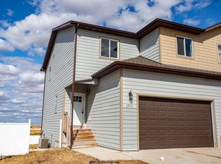 13715 Kristina St, Williston, ND 58801