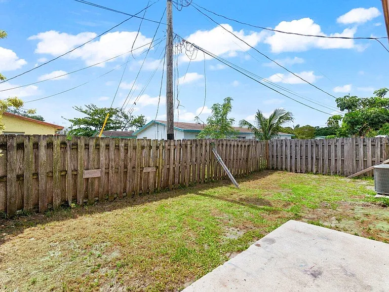 4764 Gulfstream Rd — Photo 18