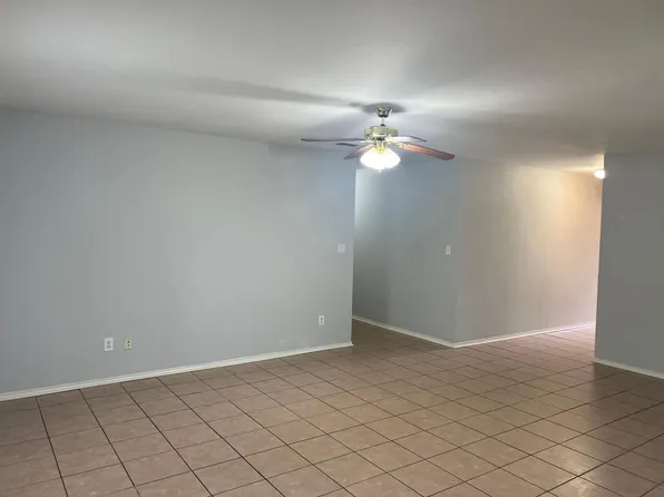 11165 Stuart St, Brownsboro, TX 75756