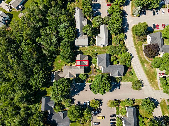 2nd image of 81 Glenridge Drive #81