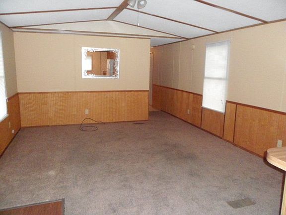 2nd image of 1308 Kentucky Ave SE