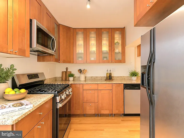 440 Delafield Pl NW — Photo 13