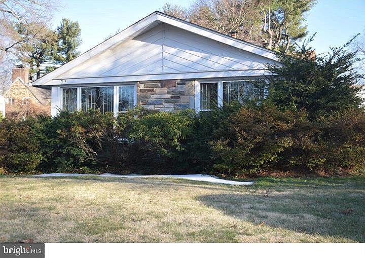2nd image of 7018 City Ave